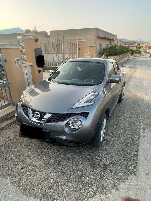 Usata Nissan Juke 110 CV (80 kW) 2016 Grigio SUV