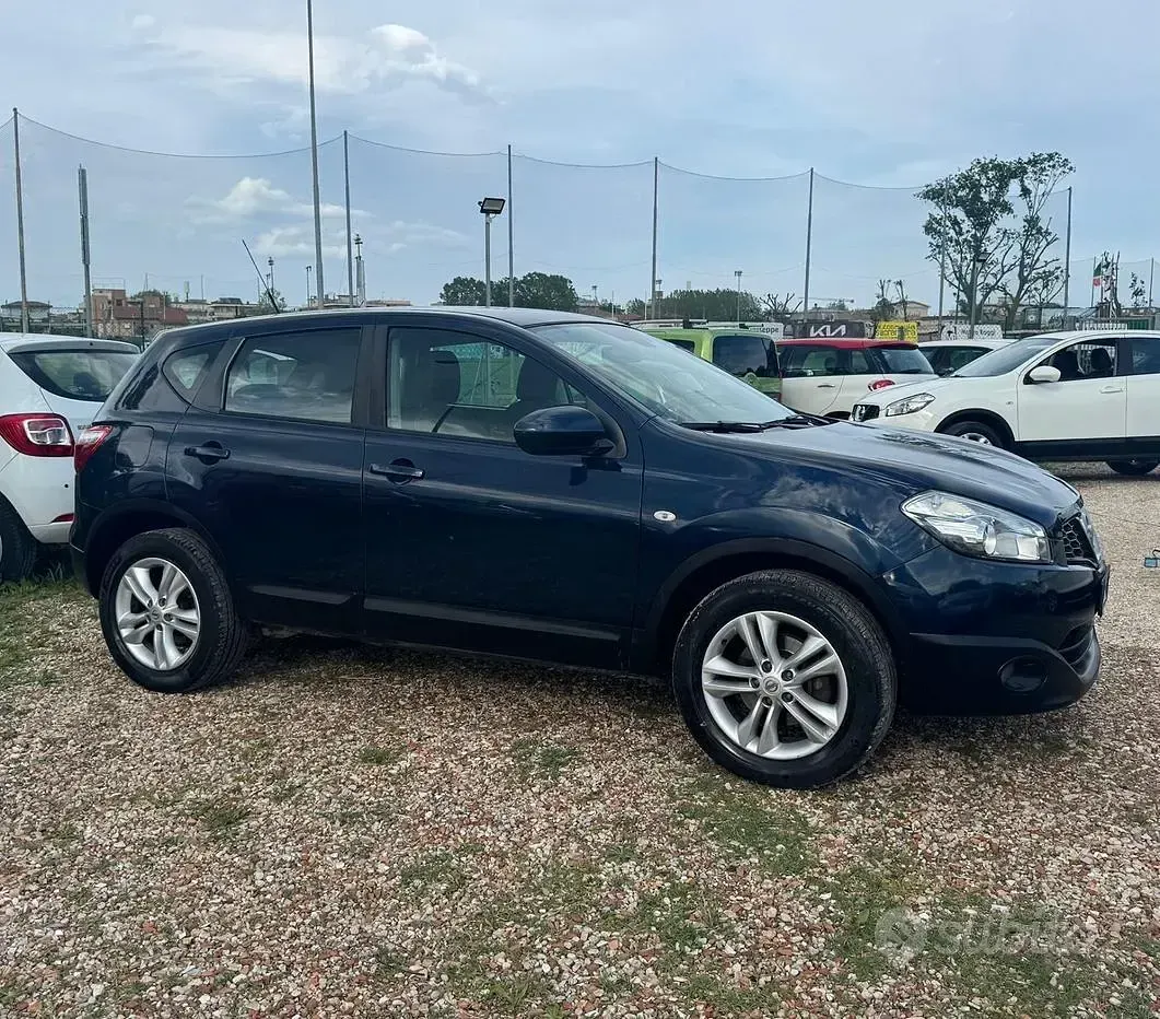 Usata Nissan Qashqai Acenta 116 CV (85 kW) 2012 Bluazzurro SUV