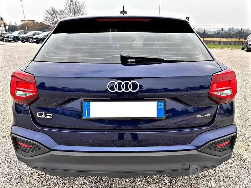Usata Audi Q2 Black Edition 150 CV (110 kW) 2022 Blu SUV