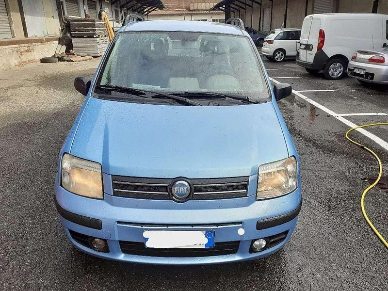 Usata Fiat Panda Dynamic 60 CV (44 kW) 2004 Azzurro Utilitaria