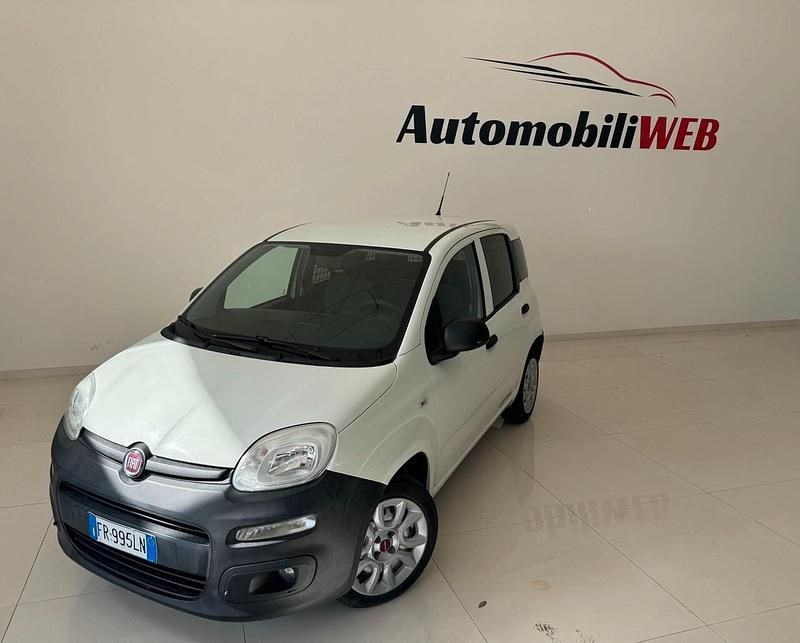 Usata Fiat Panda Pop 80 CV (58 kW) 2018 Bianco Utilitaria