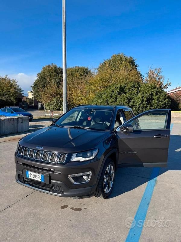 Usata Jeep Compass Limited 140 CV (102 kW) 2018 SUV