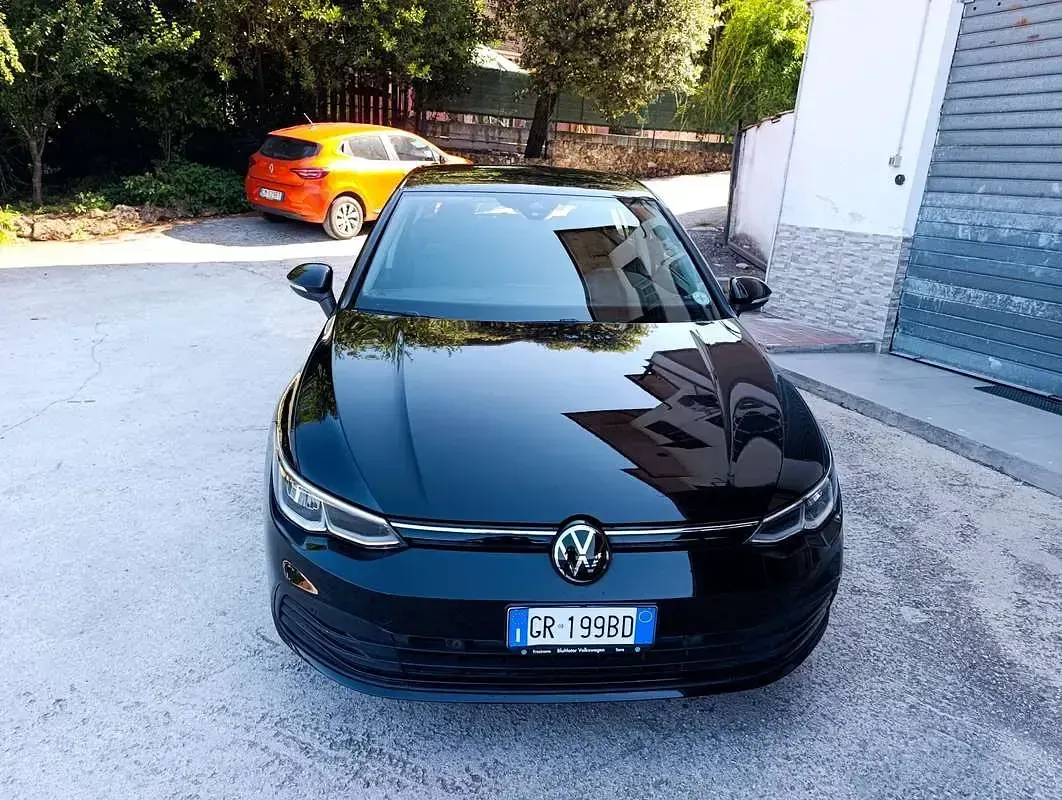 Usata VW Golf VIII Life 131 CV (96 kW) 2023 Nero Berlina