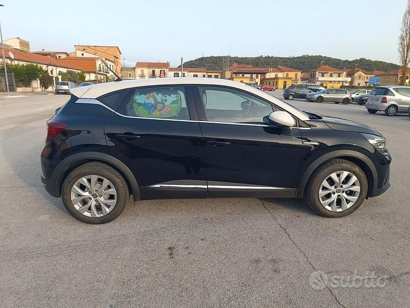 Usata Renault Captur Intens 101 CV (74 kW) 2020 Nero SUV