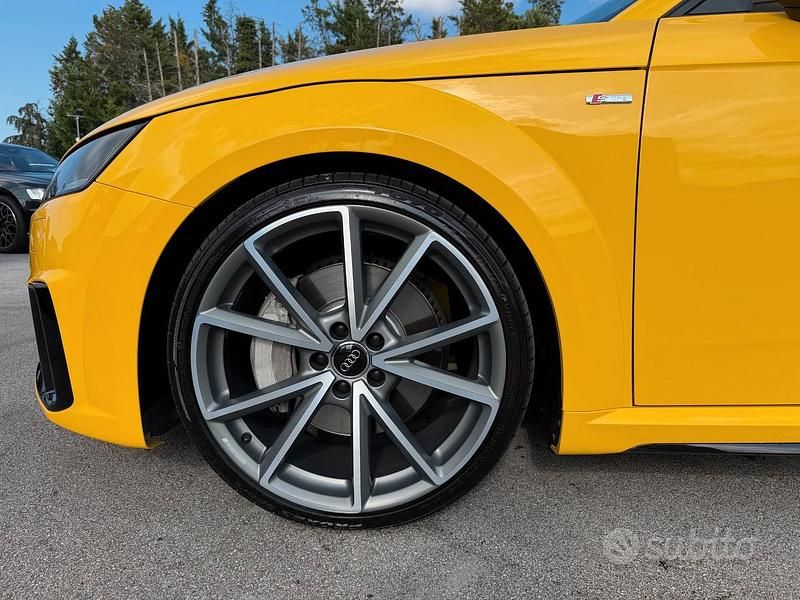 Usata Audi TT Roadster S-Line 245 CV (180 kW) 2021 Giallo Cabrio