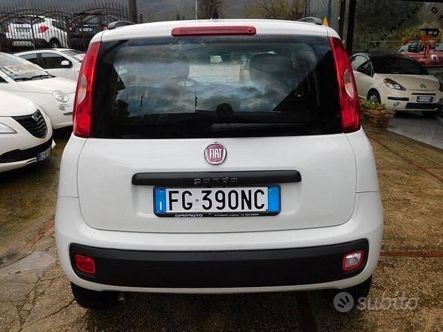 Usata Fiat Panda Lounge 85 CV (62 kW) 2017 Bianco Berlina