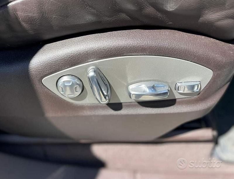 Usata Porsche Cayenne 250 CV (183 kW) 2013 Bianco SUV