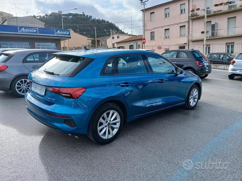 Usata Audi A3 Business 116 CV (85 kW) 2021 Blu/azzurro Berlina