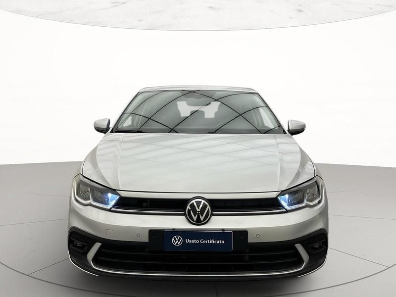 Usata VW Polo Life 95 CV (69 kW) 2023 Reflex silver metallizzato Utilitaria