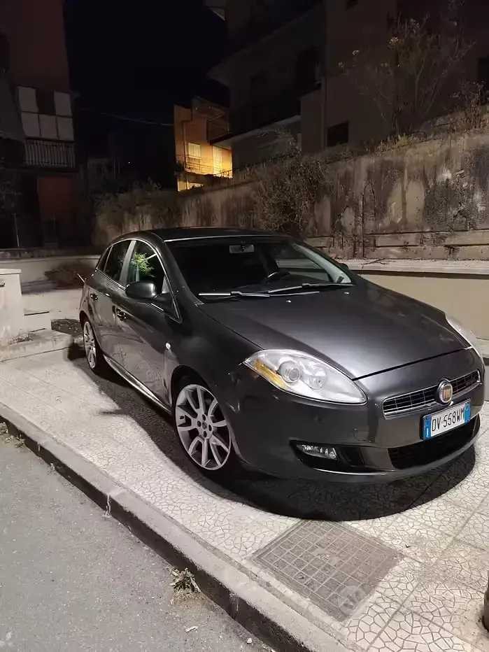 Usata Fiat Bravo 165 CV (121 kW) 2009 Utilitaria