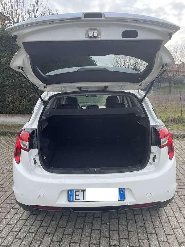 Usata Citroën C4 Aircross Seduction 114 CV (83 kW) 2014 Bianco SUV