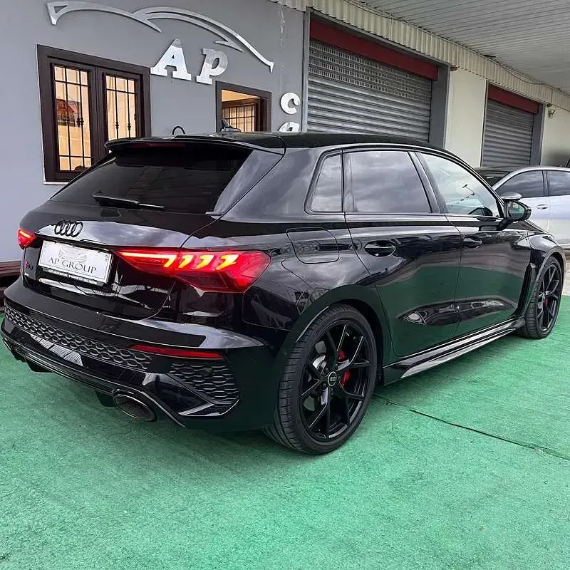 Usata Audi RS3 Design 400 CV (294 kW) 2023 Nero Berlina