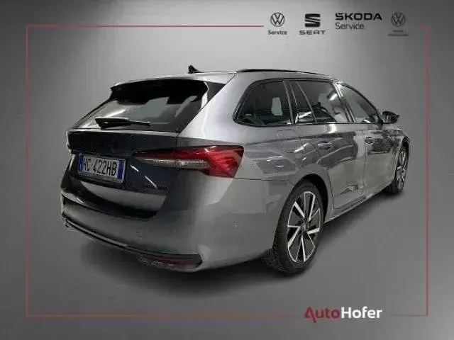 Nuova Skoda Octavia SportLine 150 CV (110 kW) 2026 Grigio Station wagon