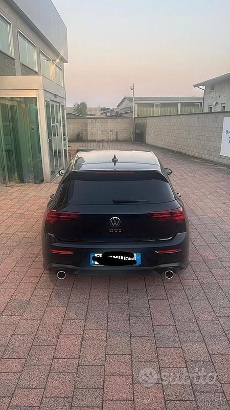 Usata VW Golf VIII GTI 245 CV (180 kW) 2022 Nero Berlina