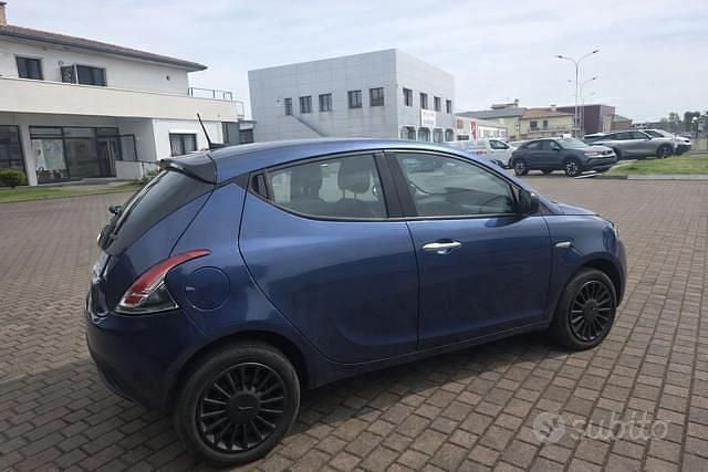 Gebraucht Lancia Ypsilon S 69 PS (50 kW) 2023 Blau Kleinwagen