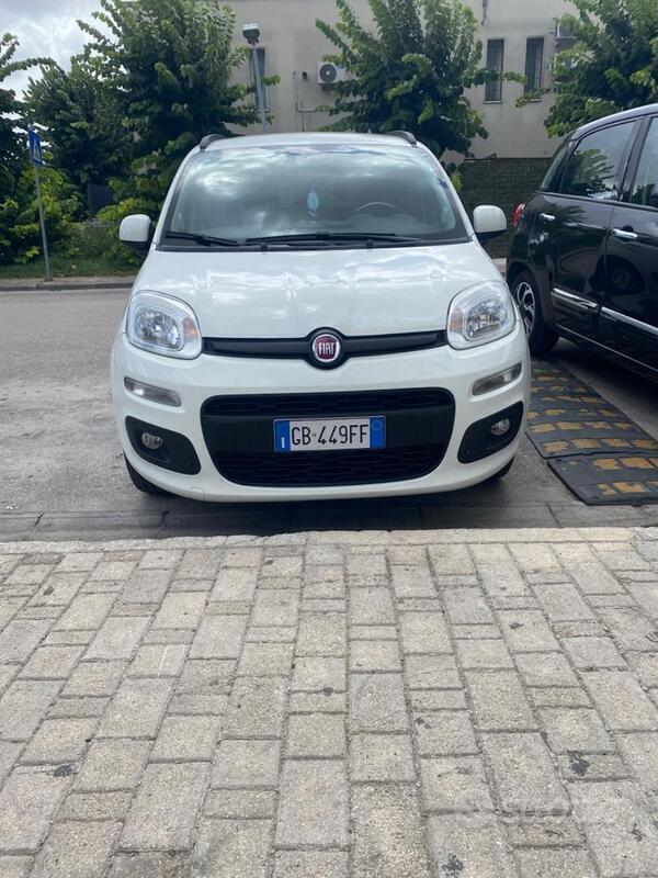 Usato 2018 Fiat Panda 1.2 Benzin 69 CV (8.799 €)