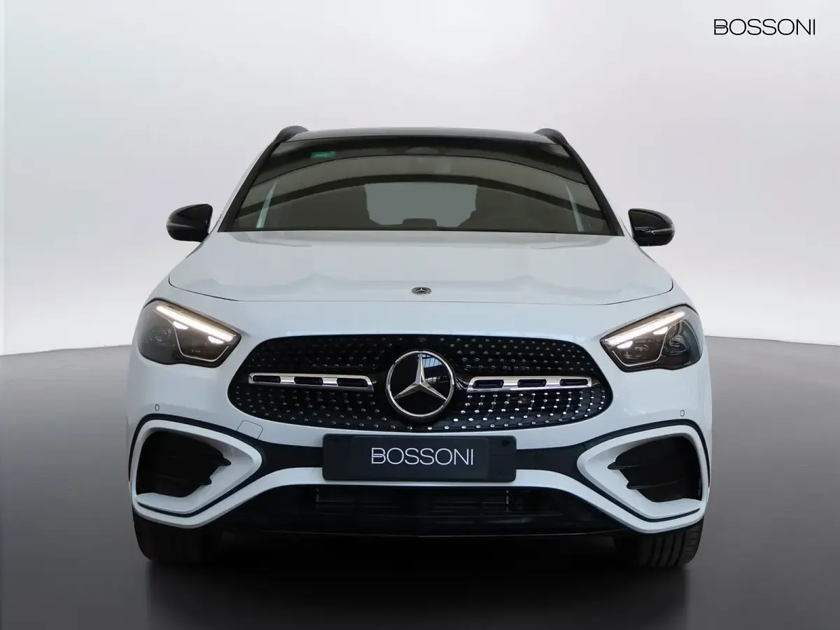 Nuova Mercedes GLA250 AMG line 218 CV (160 kW) 2026 Bianco SUV
