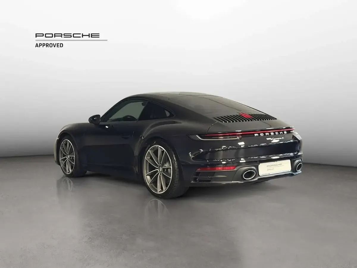 Usata Porsche 992 Sport 385 CV (283 kW) 2023 Nero jet Coupé