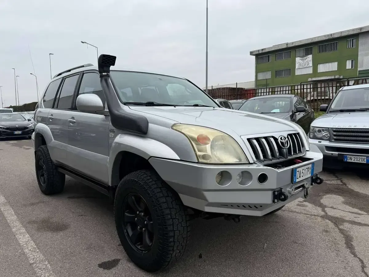 Usata Toyota Land Cruiser 173 CV (127 kW) 2006 Grigio SUV