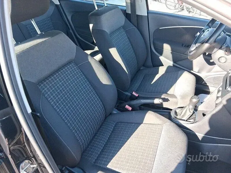 Usata VW Polo Comfortline 75 CV (55 kW) 2017 Nero Berlina