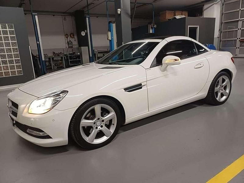 Bianco Usata 2014 Mercedes SLK200 Cabrio | 20.900 € (Buon prezzo) - Immagine 1/4