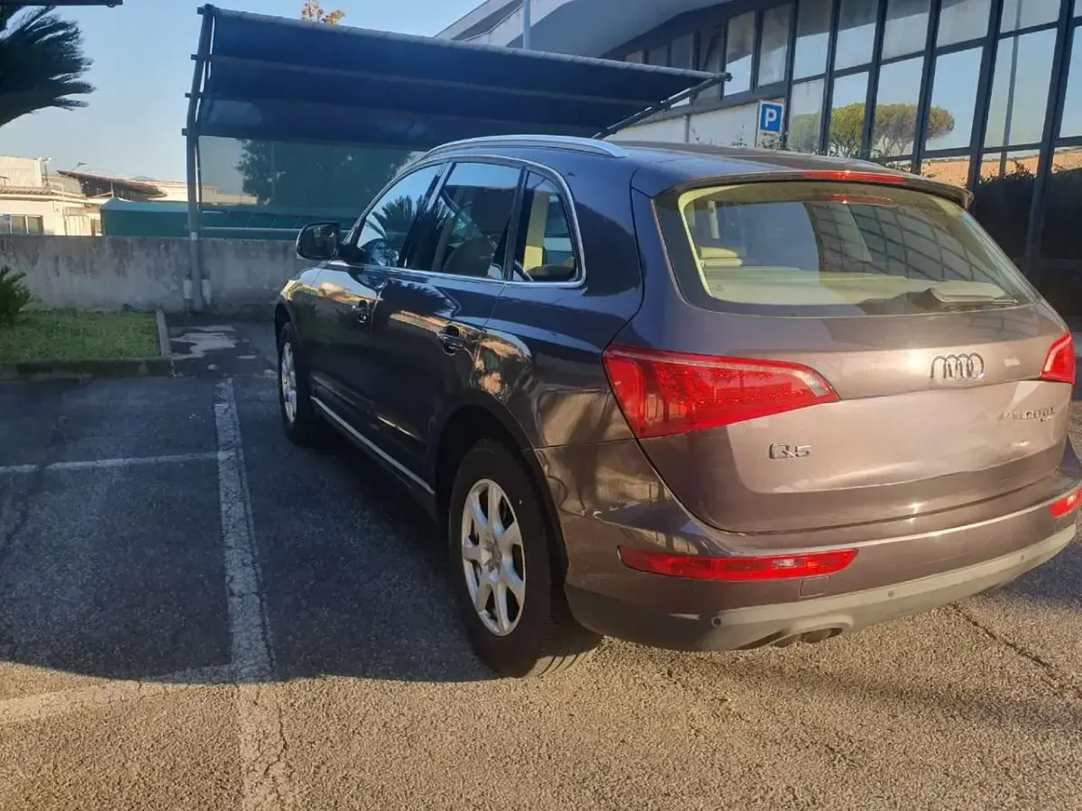 Usata Audi Q5 170 CV (125 kW) 2009 Grigio SUV
