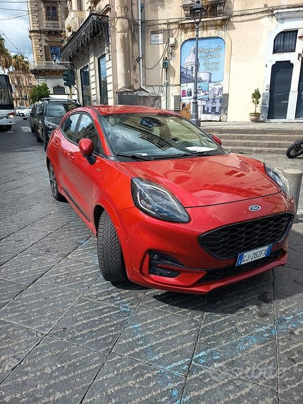 Usata Ford Puma 120 CV (88 kW) 2022 Rosso Berlina