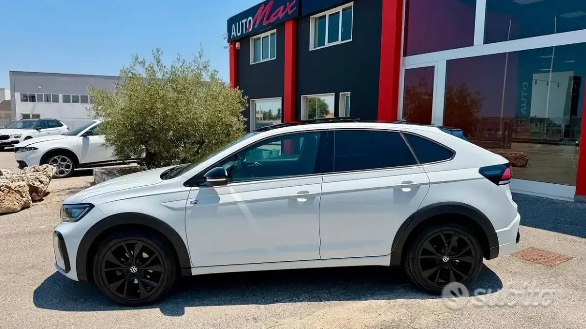 Usata VW Taigo R-line 115 CV (84 kW) 2024 Bianco SUV