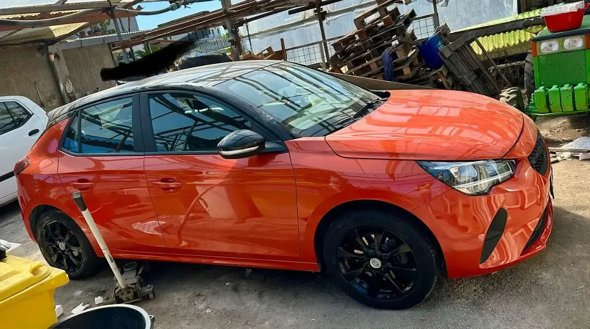 Usata Opel Blitz Edition 101 CV (74 kW) 2022 Arancione Berlina