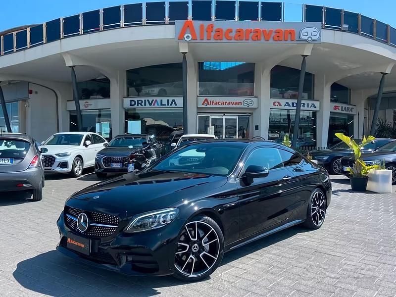 Usata Mercedes C220 Premium 194 CV (142 kW) 2020 Nero Coupé