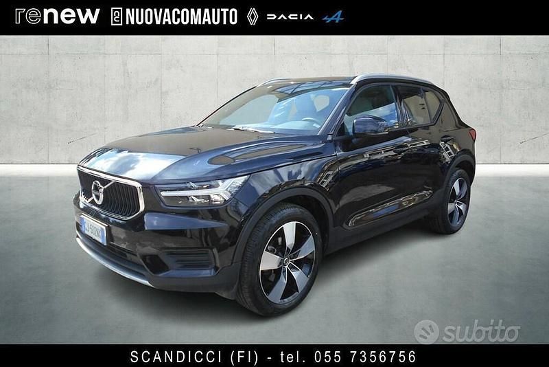 Usata Volvo XC40 Momentum 130 CV (95 kW) 2022 Nero SUV