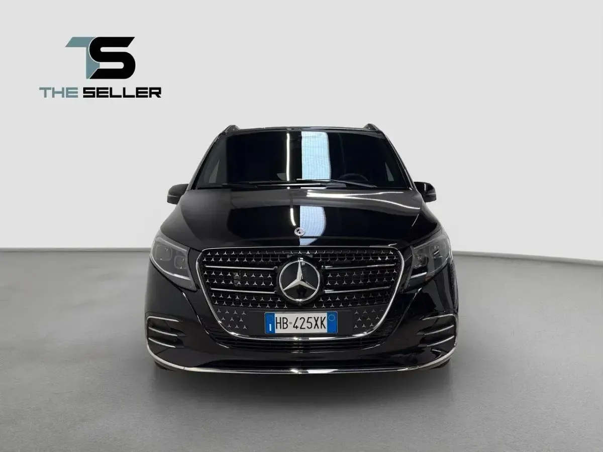 Nuova Mercedes V300 Avantgarde 231 CV (169 kW) 2026 Nero Monovolume