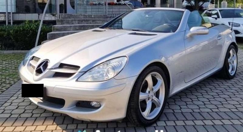 Usata Mercedes SLK200 163 CV (119 kW) 2004 Argento Cabrio