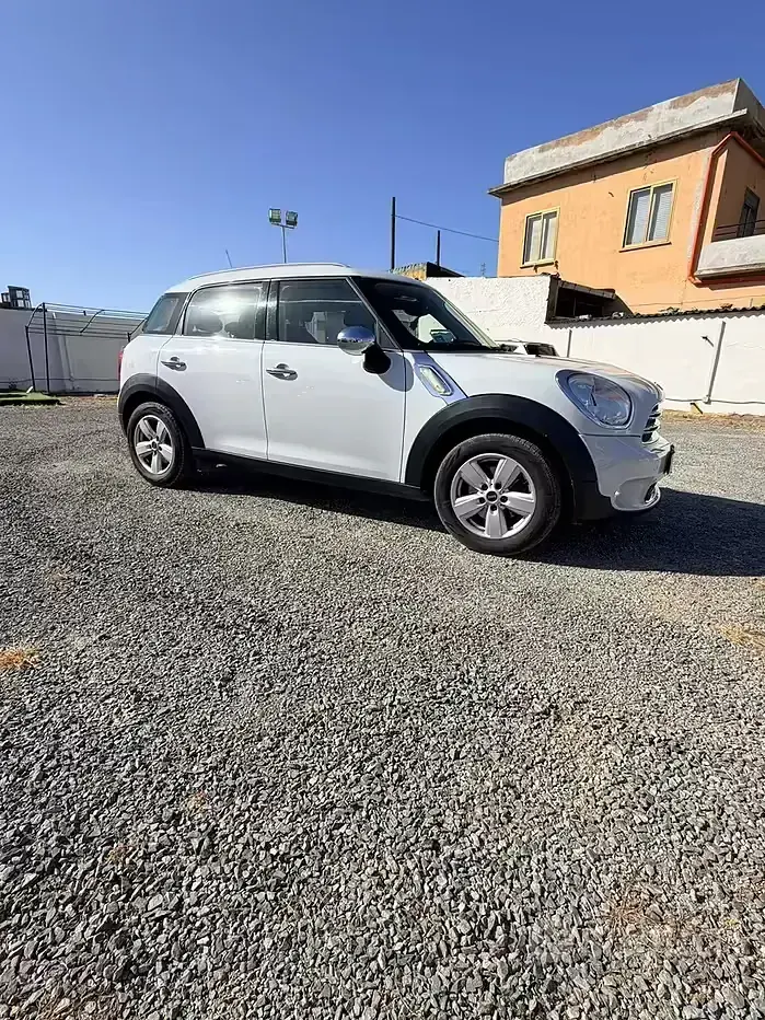 Usata Mini One D Countryman 111 CV (81 kW) 2015 Bianco SUV