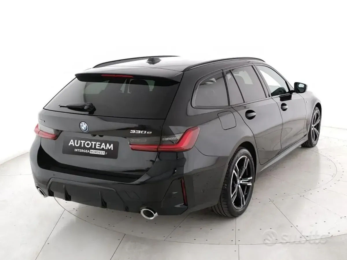Usata BMW 330 M Sport 184 CV (135 kW) 2025 Nero Station wagon