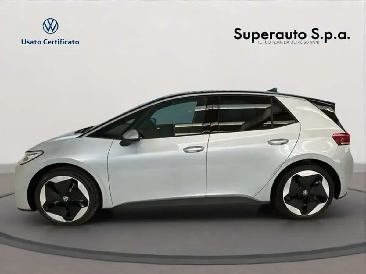 Usata VW ID.3 Pro 69 kW (95 CV) 2025 Grigio Utilitaria