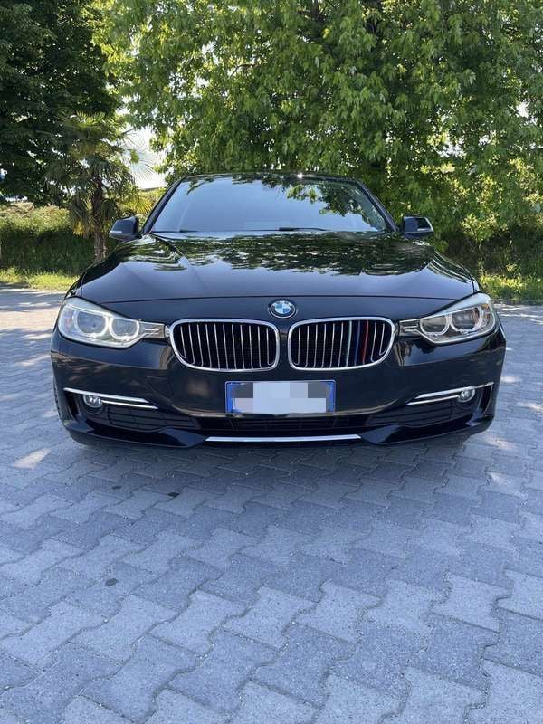 Usata BMW 320 184 CV (135 kW) 2013 Nero Station wagon