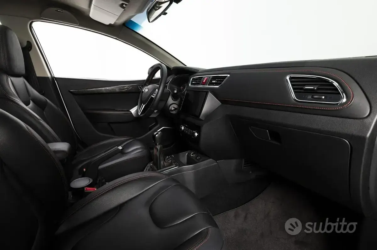 Nuova EVO Evo 3 107 CV (78 kW) 2026 Nero SUV