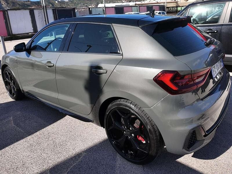Usata Audi A1 Sportback S-Line 200 CV (147 kW) 2019 Grigio chronos met Utilitaria