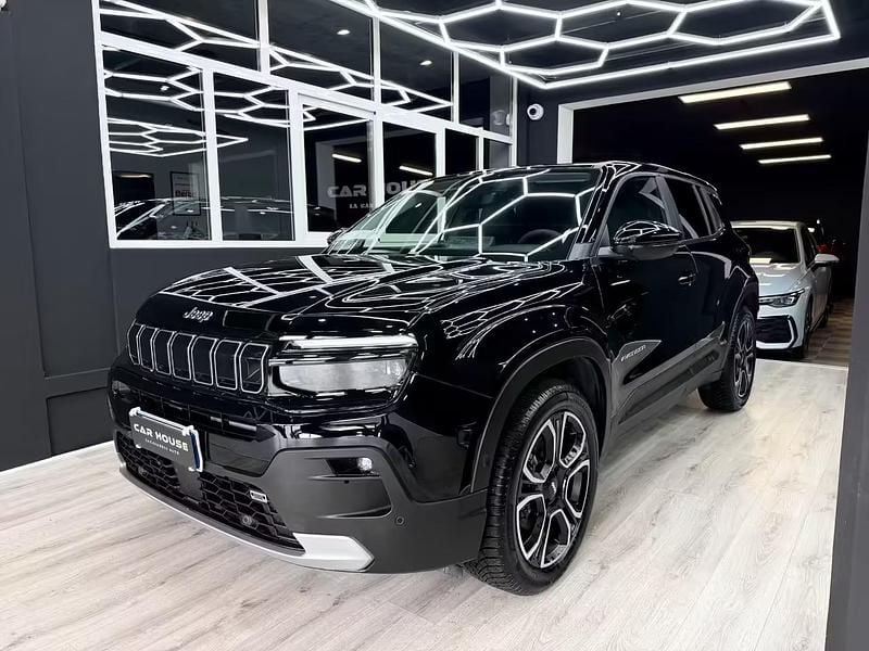 Usata Jeep Avenger Summit 100 CV (73 kW) 2024 Nero SUV