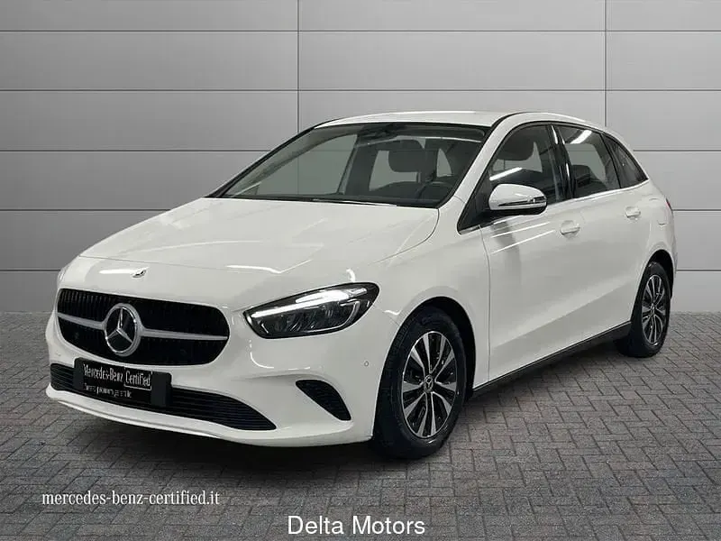 Usata Mercedes 180 Advanced 116 CV (85 kW) 2023 Berlina