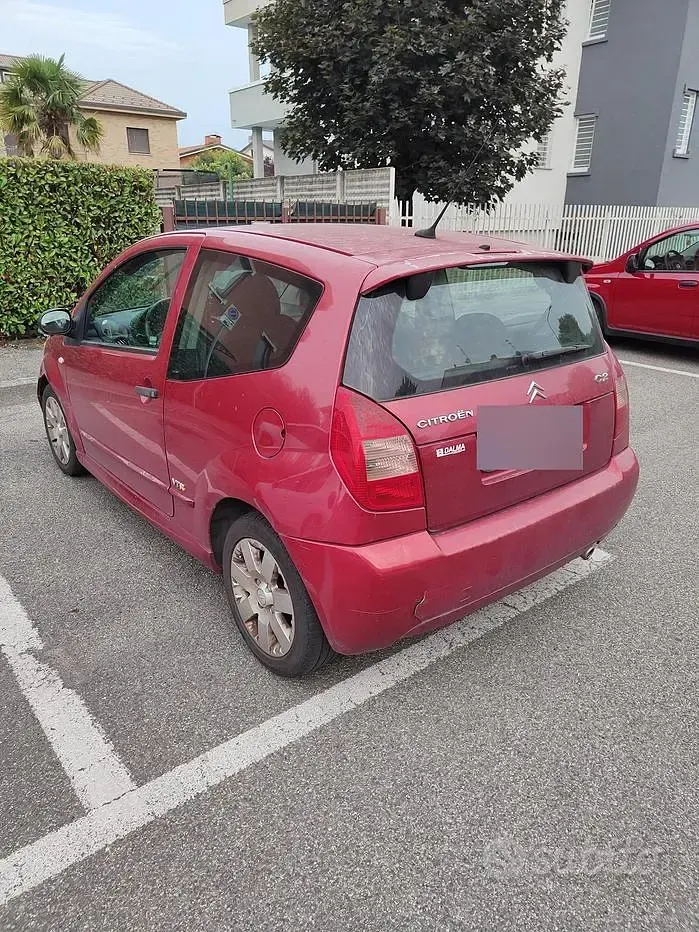 Usata Citroën C2 VTR Sport 68 CV (50 kW) 2005 Rosso Utilitaria