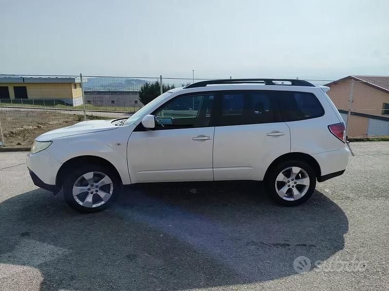 Usata Subaru Forester 2009 Bianco SUV