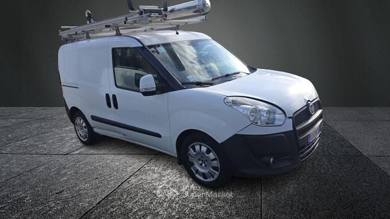 Usata Fiat Doblò 105 CV (77 kW) 2014 Bianco Monovolume