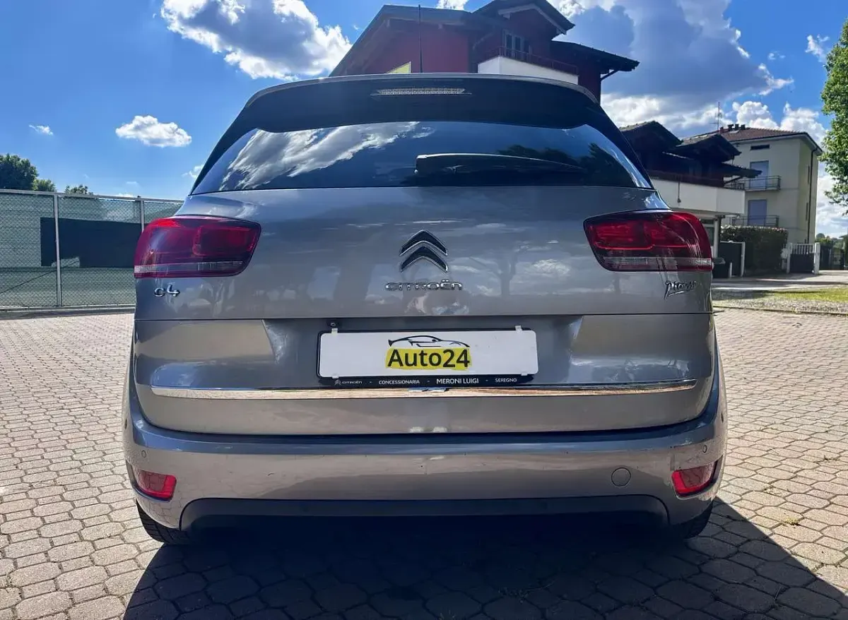 Begagnad Citroën C4 Picasso Shine 120 HK (88 kW) 2016 Grå Minibuss