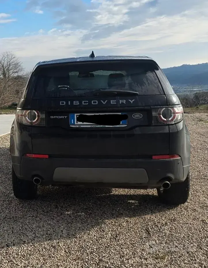 Usata Land Rover Discovery Sport HSE Luxury 150 CV (110 kW) 2015 Nero SUV