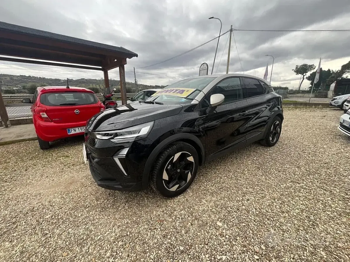 Usata Renault Captur Techno 91 CV (66 kW) 2025 Nero SUV
