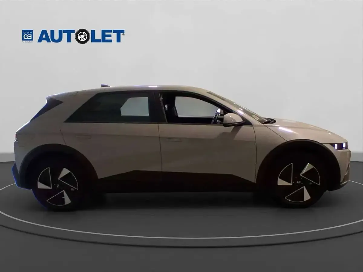 Usata Hyundai Ioniq 5 125 kW (170 CV) 2025 Cyber gray metallic SUV
