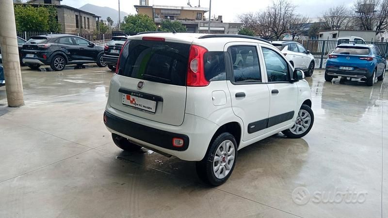Usata Fiat Panda Easy 80 CV (58 kW) 2020 Bianco Utilitaria