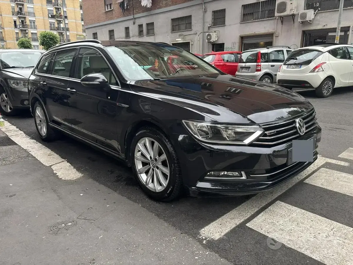 Usata VW Passat Highline 150 CV (110 kW) 2016 Nero Station wagon